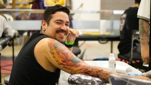 
          Imagem ilustrativa da imagem Recife recebe maior festival de tatuagem da América Latina
          