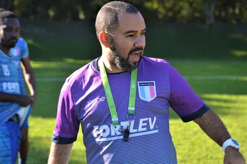 
          Imagem ilustrativa da imagem Rio Branco de Venda Nova anuncia novo treinador
          