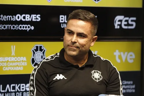 
          Imagem ilustrativa da imagem Rio Branco demite o técnico Cícero Júnior
          