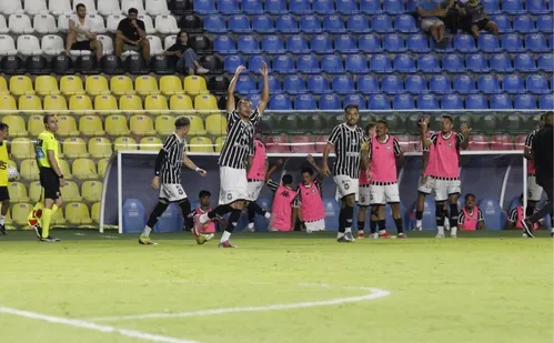 
          Imagem ilustrativa da imagem Rio Branco luta, mas cai nos pênaltis para o Athletic na Copa do Brasil
          