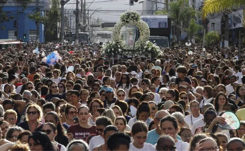 
          Imagem ilustrativa da imagem Romaria das Mulheres atrai centenas no oitavo dia da Festa da Penha
          
