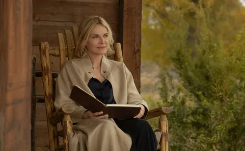 
          Imagem ilustrativa da imagem Rooster: nova série com Steve Carell elogiada pela crítica
          