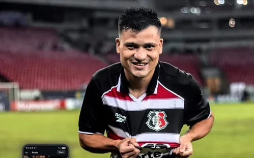 
          Imagem ilustrativa da imagem Santa Cruz visita o Floresta neste sábado (11) com transmissão da TV Tribuna/Band
          