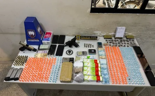 
          Imagem ilustrativa da imagem Seis suspeitos de tráfico são presos em Guarapari
          