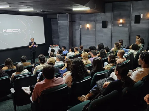 
          Imagem ilustrativa da imagem Sesc-ES amplia acesso à cultura no ES com exposições, cinema gratuito e bibliotecas
          