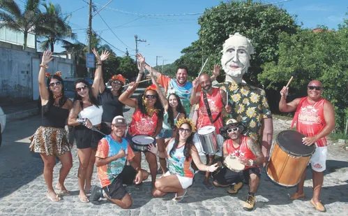 
          Imagem ilustrativa da imagem “Sextou”: Carnaval com trios elétricos, blocos e shows de graça na Grande Vitória
          