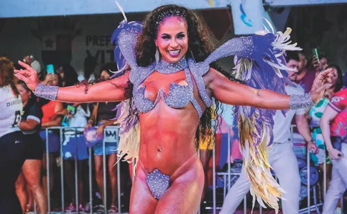 
          Imagem ilustrativa da imagem “Sextou” com espetáculo das escolas de samba
          