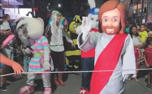 
          Imagem ilustrativa da imagem Show do Fundo de Quintal e desfile para a criançada em Guarapari
          