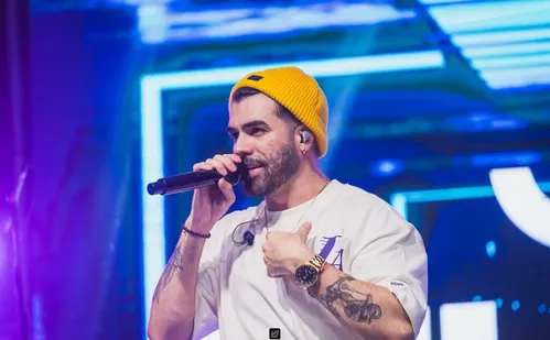 
          Imagem ilustrativa da imagem Shows e trios elétricos de Norte a Sul
          