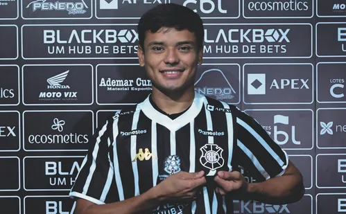 
          Imagem ilustrativa da imagem “Sou um lateral que gosta de apoiar bastante”, diz Kaio Cristian
          