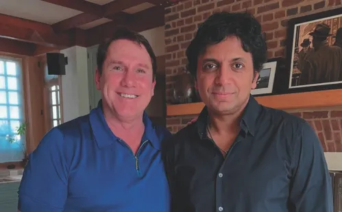 
          Imagem ilustrativa da imagem Sparks e Shyamalan unem seus talentos
          