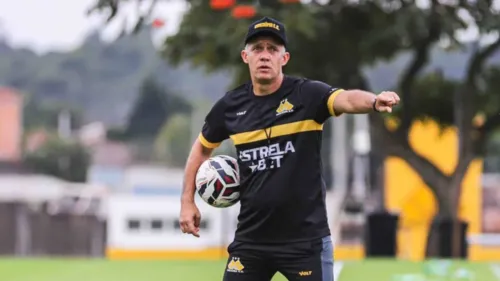 
          Imagem ilustrativa da imagem Sport formaliza proposta e aceita pagar multa para repatriar Eduardo Baptista
          