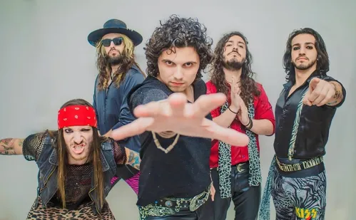 
          Imagem ilustrativa da imagem Sucessos de Victor e Leo neste sábado em Vitória
          