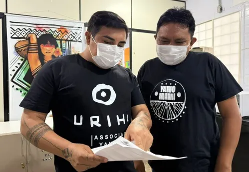 
          Imagem ilustrativa da imagem Surto de coqueluche mata crianças Yanomami em Roraima: ‘Estamos muito preocupados’
          