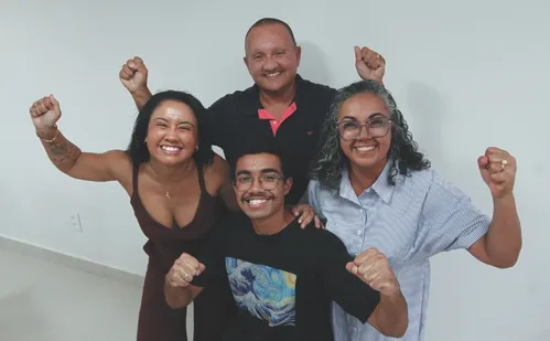 
          Imagem ilustrativa da imagem Talentos da rede pública no Enem são destaques no Sisu
          