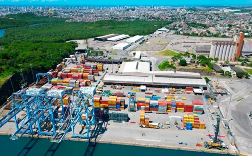 
          Imagem ilustrativa da imagem Terminal Portuário de Vila Velha investe R$ 35 milhões em novo armazém de cargas
          