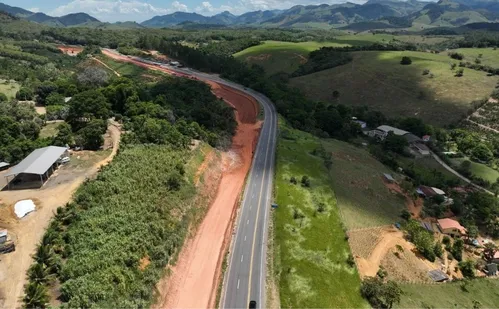 
          Imagem ilustrativa da imagem Trecho da BR 101 em Anchieta será interditado nesta quarta-feira; veja horários
          