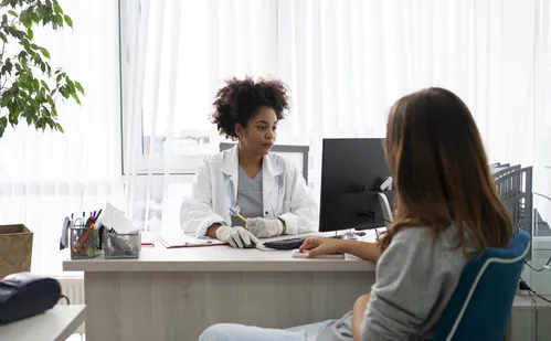
          Imagem ilustrativa da imagem “Trends” na internet: médicos alertam para dicas de saúde criadas por IA
          