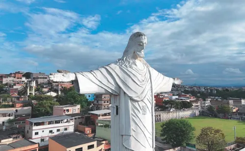 
          Imagem ilustrativa da imagem Turismo fortalece cidades afetadas por desastre da barragem de Mariana
          