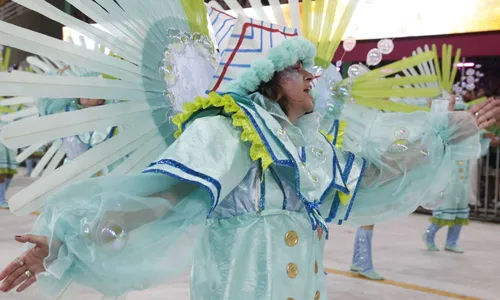 
          Imagem ilustrativa da imagem Unidos da Piedade homenageia Papo Furado no Sambão do Povo; veja fotos
          