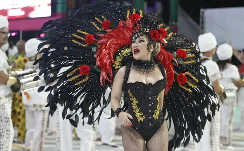 
          Imagem ilustrativa da imagem Unidos de Jucutuquara exalta a força da mulher no Carnaval de Vitória
          