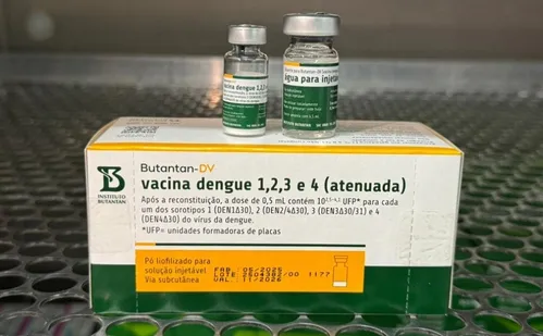 
          Imagem ilustrativa da imagem Vacina contra dengue do Butantan começa a ser aplicada na próxima segunda no ES
          