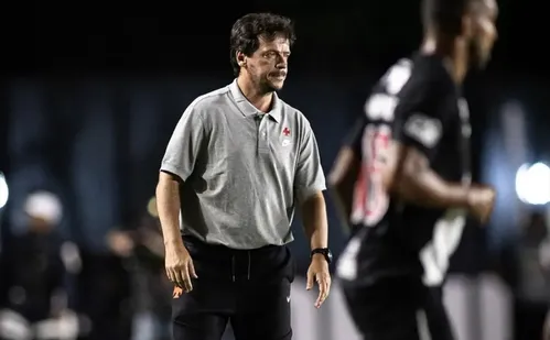 
          Imagem ilustrativa da imagem Vasco anuncia saída do técnico Fernando Diniz
          