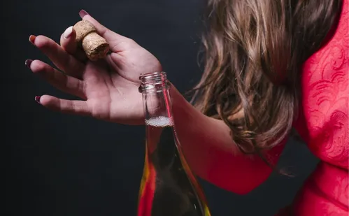 
          Imagem ilustrativa da imagem Vício em bebida: mais mulheres internadas por consumo de álcool no ES
          