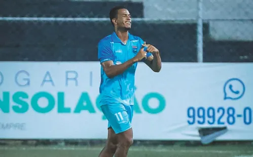 
          Imagem ilustrativa da imagem Vilavelhense bate o Serra e ajuda o Vitória
          