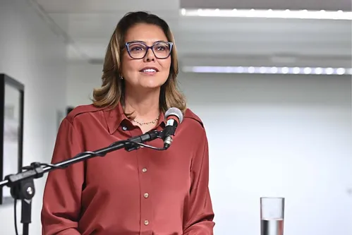 
          Imagem ilustrativa da imagem Violência doméstica: Senado aprova projeto que exige uso de tornozeleira eletrônica por agressores
          