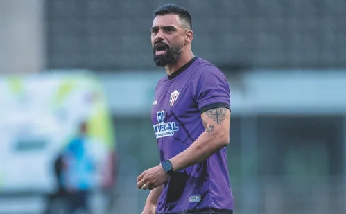 
          Imagem ilustrativa da imagem Virada ou troféu inédito? Hoje é dia de decisão entre Serra e Porto Vitória
          