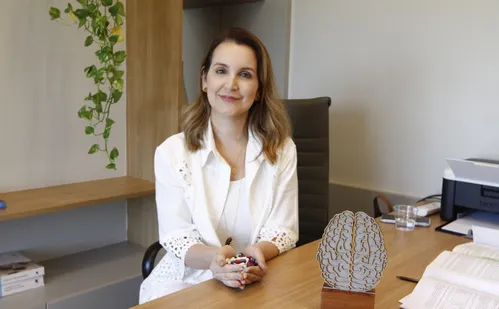 
          Imagem ilustrativa da imagem Vitamina D pode reduzir riscos de Alzheimer? Especialistas explicam
          