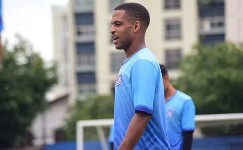 
          Imagem ilustrativa da imagem Vitória mira o topo da tabela no Capixabão 2026 fora de casa
          