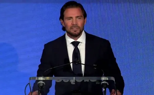 
          Imagem ilustrativa da imagem Vorcaro sobre jornalista: 'Quero mandar dar um pau. Quebrar todos os dentes'
          