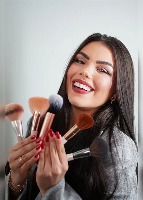 
          Imagem ilustrativa da imagem Nova clínica oftalmológica, musicais e turnê internacional são destaques da semana
          