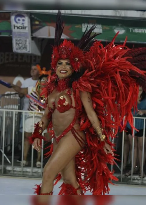 
          Imagem ilustrativa da imagem Sinal verde para a folia: Pega no Samba abre desfiles do Grupo Especial
          