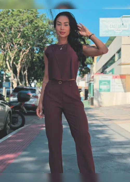 
          Imagem ilustrativa da imagem Tons terrosos e tricô de volta: as opções de moda no Outono
          