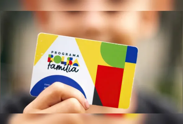 Imagem ilustrativa da imagem Caixa começa a pagar Bolsa Família de março