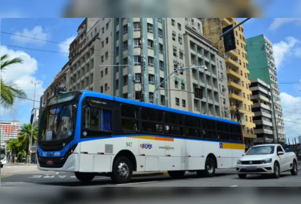 Imagem ilustrativa da imagem TJPE suspende liminar e autoriza reajuste da tarifa de ônibus no Grande Recife