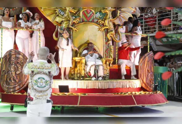 Imagem ilustrativa da imagem Unidos da Piedade homenageia Papo Furado no Sambão do Povo; veja fotos