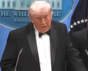 Imagem ilustrativa da imagem Homem atira durante jantar de Trump com correspondentes em Washington