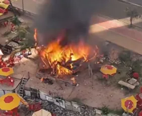 Imagem ilustrativa da imagem Incêndio destrói quiosque na Orla de Olinda neste sábado (25)