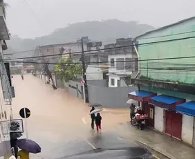 Imagem ilustrativa da imagem Recife em estágio de alerta disponibiliza abrigos para moradores de áreas de risco