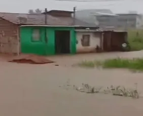 Imagem ilustrativa da imagem Rios atingem níveis de inundação e alerta em PE. Saiba quais são: