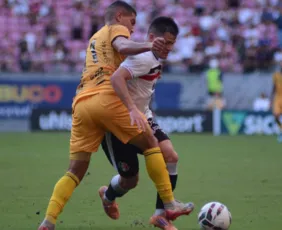 Imagem ilustrativa da imagem Santa Cruz perde para o Amazonas na Arena e amarga segunda derrota seguida