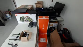 Imagem ilustrativa da imagem PCPE desarticula esquema de furtos em centro logístico da Amazon em PE