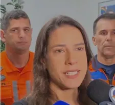 Imagem ilustrativa da imagem Raquel Lyra faz balanço sobre chuvas em Pernambuco e confirma resgate de 22 pessoas