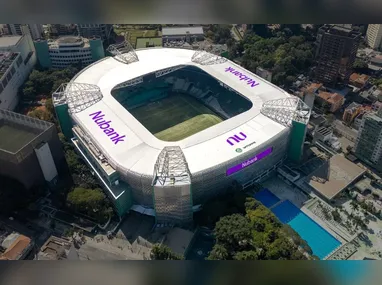 Atacante Bruno Henrique renovou até o fim de 2027