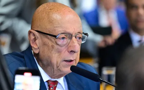 
          Imagem ilustrativa da imagem CCJ aprova Jorge Messias para o STF por 16 votos a 11 após sabatina
          