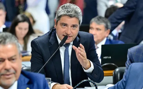 
          Imagem ilustrativa da imagem CCJ aprova Jorge Messias para o STF por 16 votos a 11 após sabatina
          